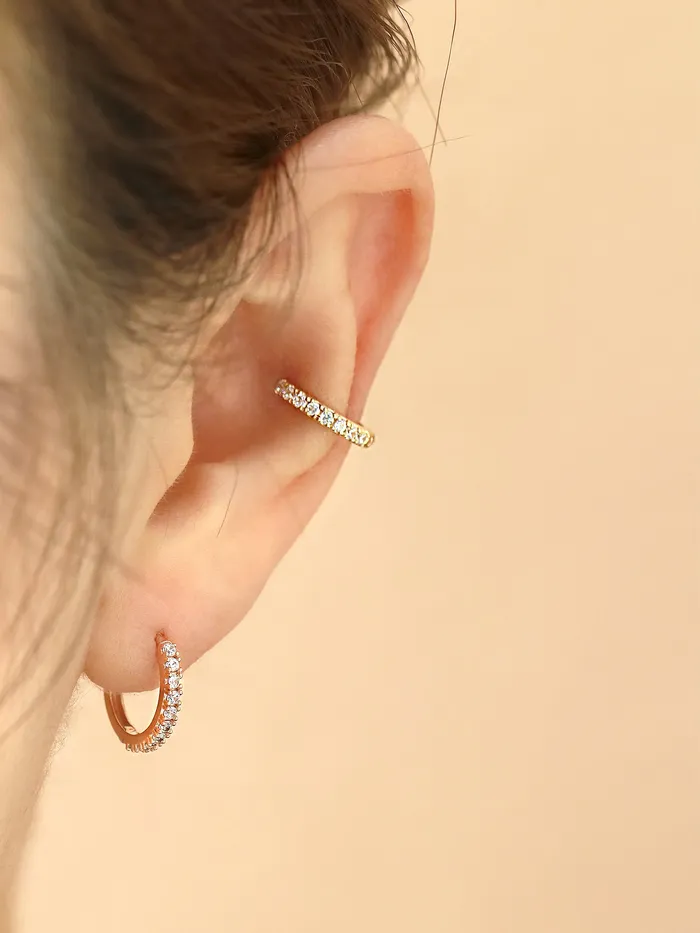 MinimalBijoux Earrings 14K gold Conch Hoop earring 16g