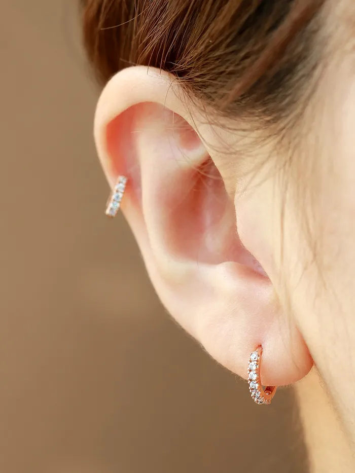 MinimalBijoux Earrings 14K gold Conch Hoop earring 16g