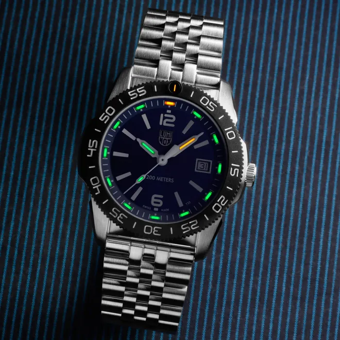 Bracelets Luminox Luminox Mens Quartz Watch Pacific Diver Ripple Blue Dial Bracelet 3123MSET